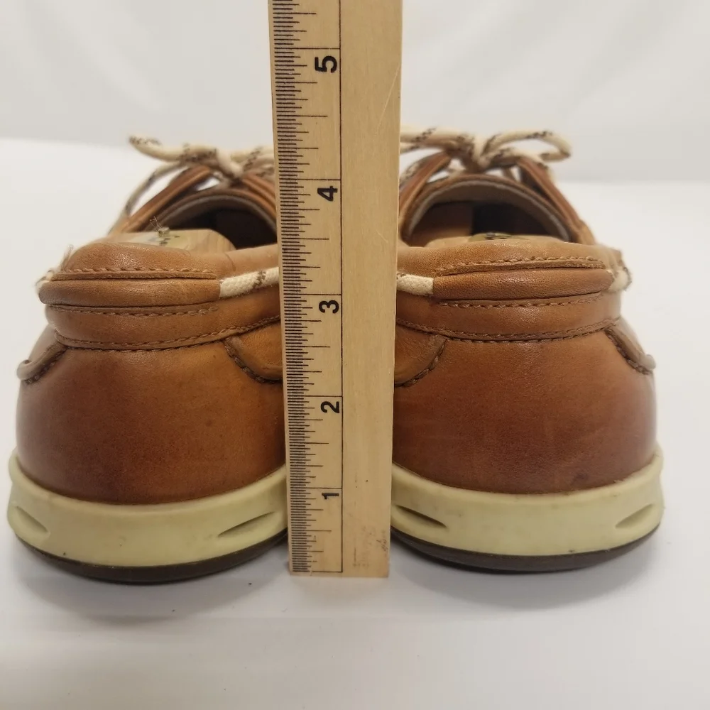 Clarks Rock Men Sz 9.5 Tan Leather Boat Dock Deck Shoe Slip On Lace Up Moccasin